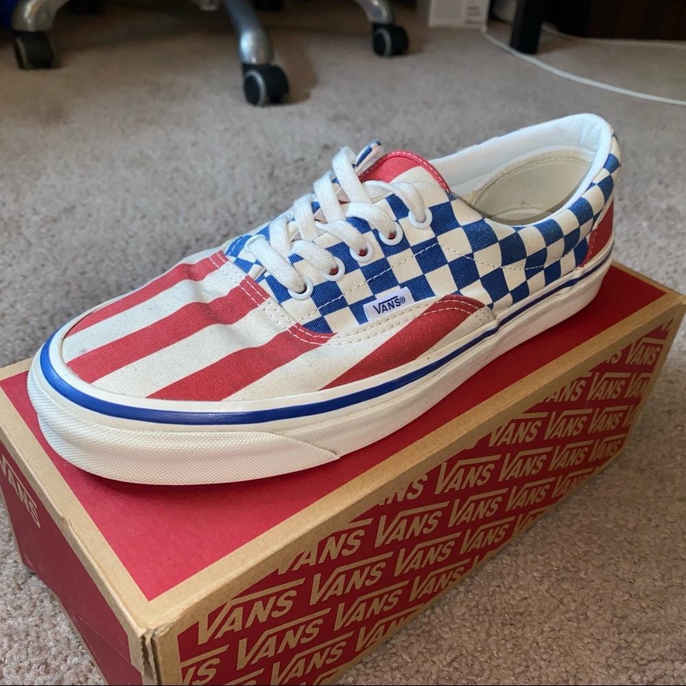 Red White and Blue Checkered Men’s Vans 10.5